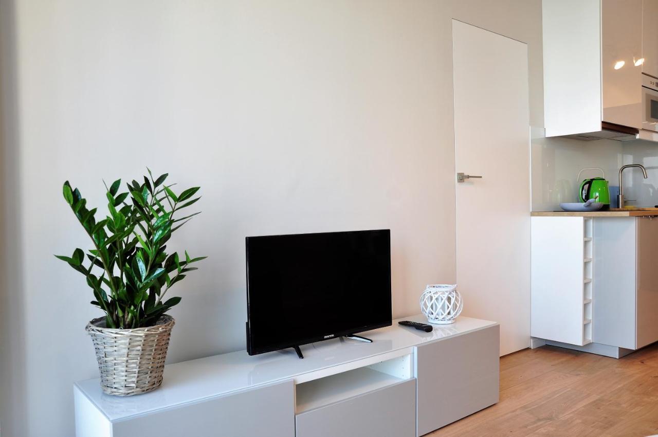 Prudentia Apartments Cybernetyki ワルシャワ エクステリア 写真